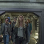 DF-17640_R – Left to right: Cyclops (Tye Sheridan), Beast (Nicholas Hoult), Quicksilver (Evan Peters), Raven (Jennifer Lawrence), and Jean Grey (Sophie Turner).