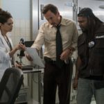 Murderville. (L to R) Lilan Bowden as Amber Kang, Will Arnett as Terry Seattle, Marshawn Lynch as Guest 105 in episode 105 of Murderville. Cr. Darren Michaels/Netflix © 2021