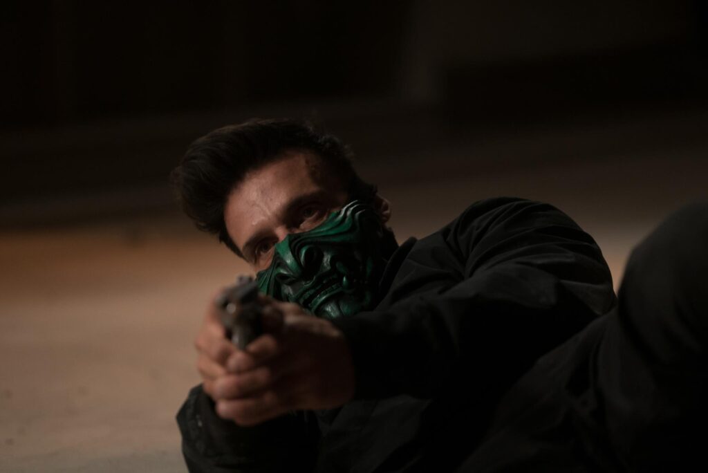 (L-R) Frank Grillo in Kevin Grevioux's KING OF KILLERS (Photo Credit: Lionsgate)