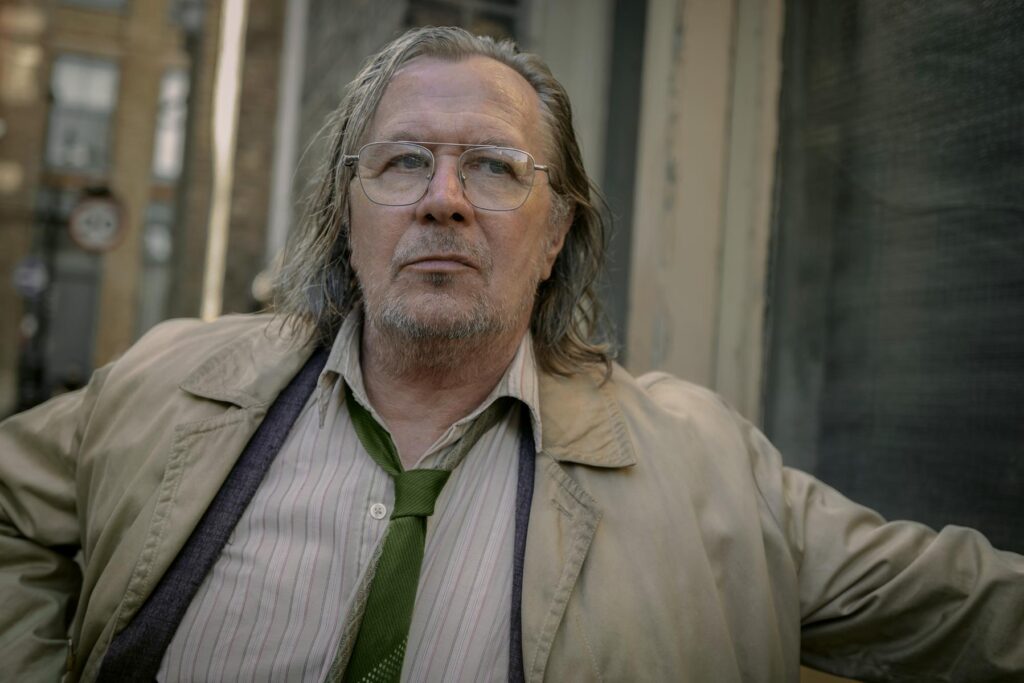 110623_Apple_TV_Slow_Horses_Season_Three_Trailer_Big_Image_01