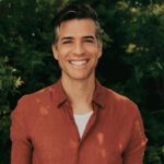 Director Alberto Belli. Photo credit Maria Brasero