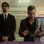 90 MINUTES -- “The “Oldies” Episode 102 -- Pictured: (l-r) Tulio Villavicencio as Torres, Raul Méndez as Yuriel Santana -- (Photo by: Jose Maria Guisiñer/Telemundo)