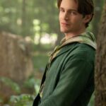Jonathan (Andrew Burnap) in Disney's live-action SNOW WHITE. Photo by Giles Keyte. © 2025 Disney Enterprises, Inc. All Rights Reserved.