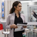 Robby walks in on Al-Hashimi’s training session; He welcomes her to The Pitt. (Warrick Page for MAX)