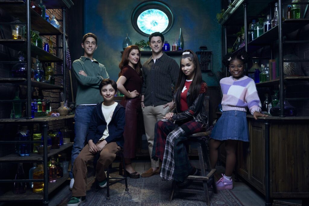 WIZARDS BEYOND WAVERLY PLACE - Disney’s “Wizards Beyond Waverly Place” stars David Henrie as Justin Russo, Janice LeAnn Brown as Billie, Alkaio Thiele as Roman Russo, Max Matenko as Milo Russo, Taylor Cora as Winter, and Mimi Gianopulos as Giada Russo. (Disney/Justin Stephens)