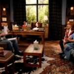 HAPPY'S PLACE -- 'Couples Counseling' Episode 218 -- Pictured: (l-r) Eric Stonestreet As Dr. Russell Peabody III, Reba McEntire as Bobbie, Belissa Escobedo as Isabella -- (Photo by: Casey Durkin/NBC)