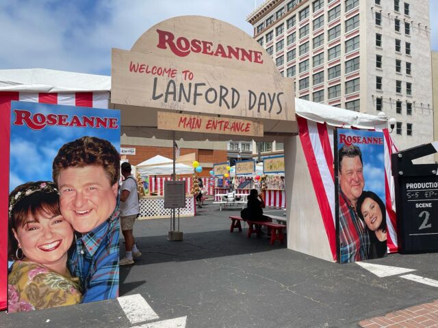 Played some carnival games for prizes, saw some scene recreations, listened to a live performance, and had a Loose Meat sandwich at COZI TV’s Lanford Days activation #SDCC2023 #SDCC #roseanne