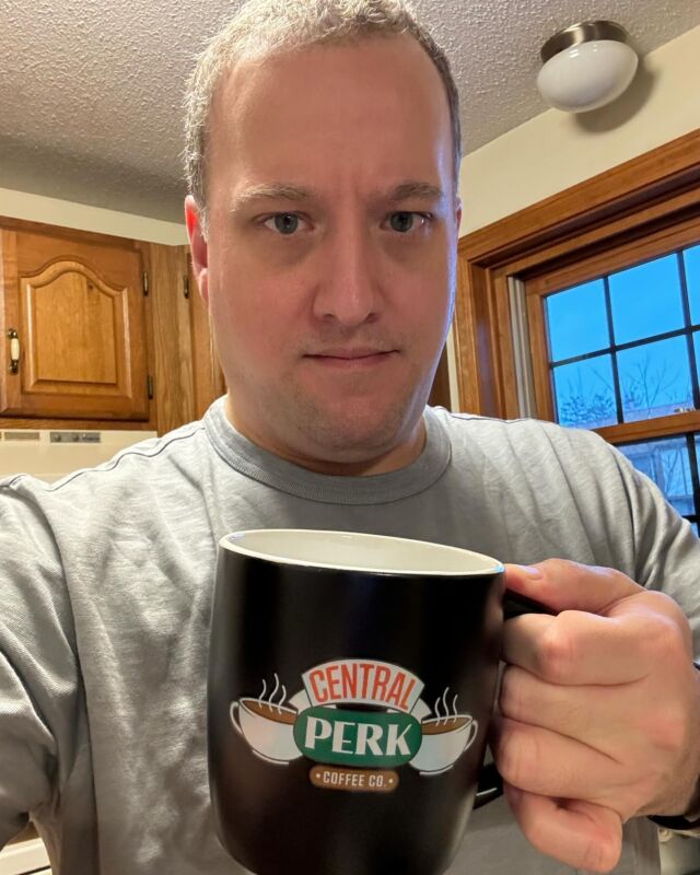 Thanks to the folks at @centralperk for sending me this exclusive Boston Logo Mug to celebrate the new Central Perk Cofeehouse opening soon at 205 Newbury Street. Can’t wait to fill it up and PIVOT! it to my mouth!
